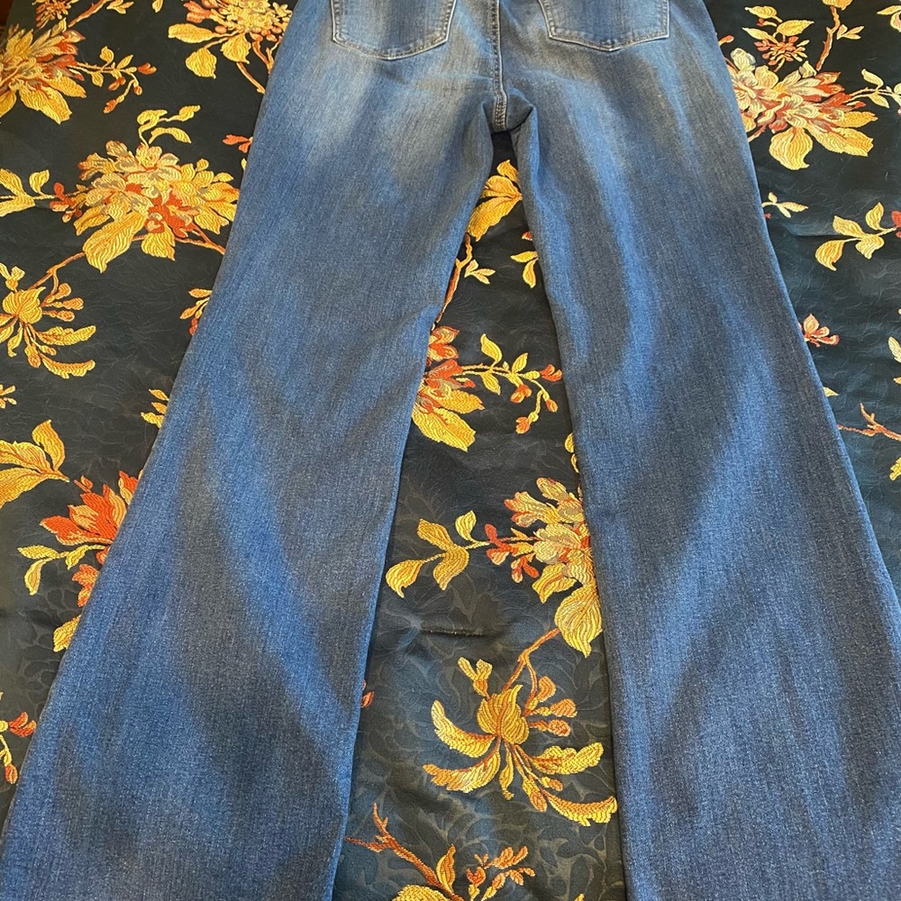 Westport Signature Fit Bootcut Jeans